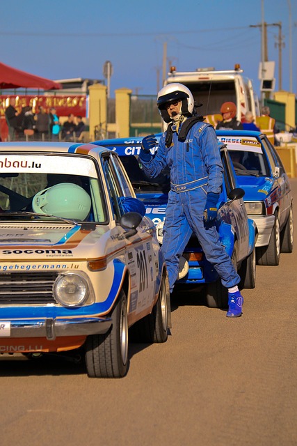 足球国足球迷自发组织万人方阵助威