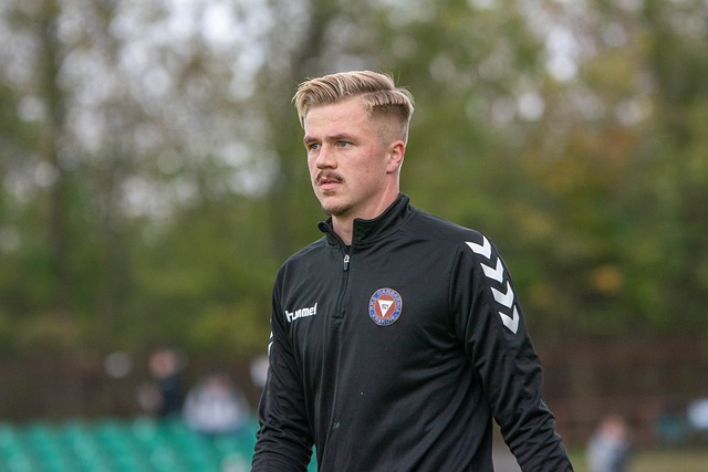 詹姆斯一直 詹姆斯一直